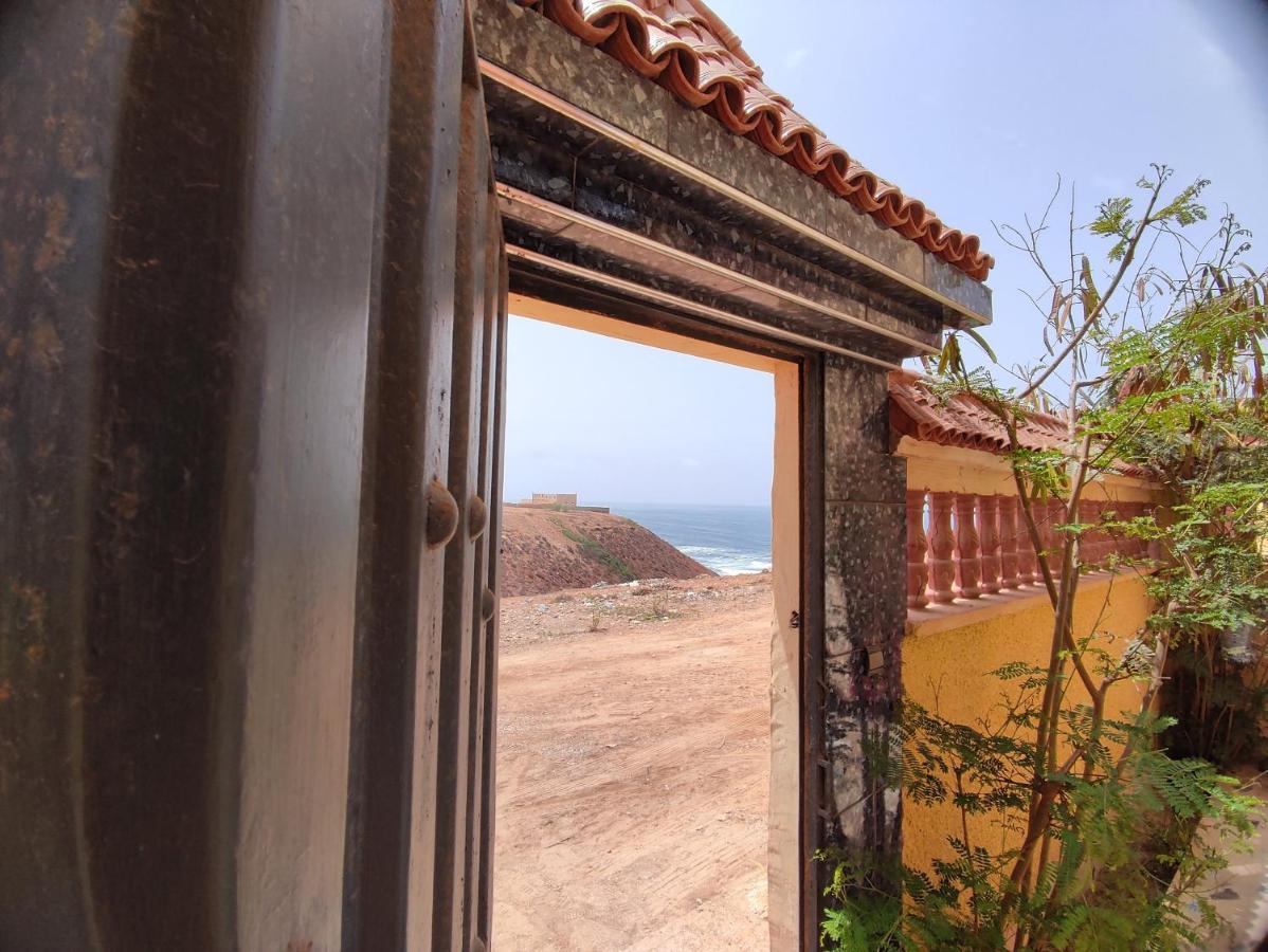 Red Carpet Surf House Taghazout Sidi Ifni Exterior foto
