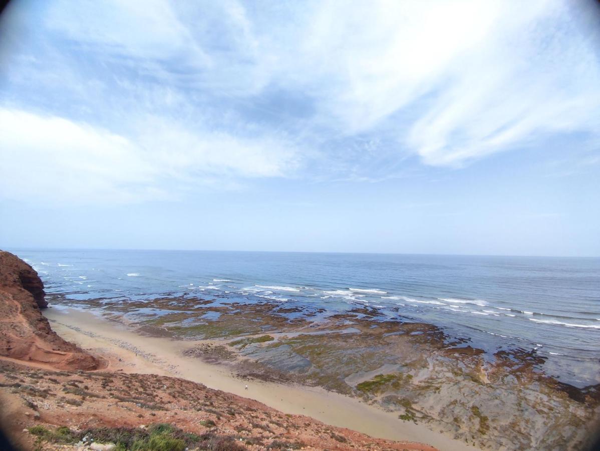 Red Carpet Surf House Taghazout Sidi Ifni Exterior foto